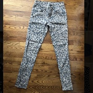 Carmar cheetah jeans